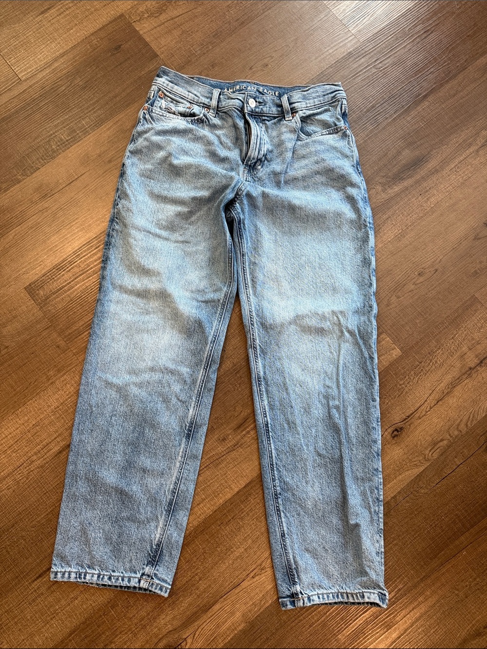 American Eagle Outfitters Light Wash Women's ex boyfriend Jean